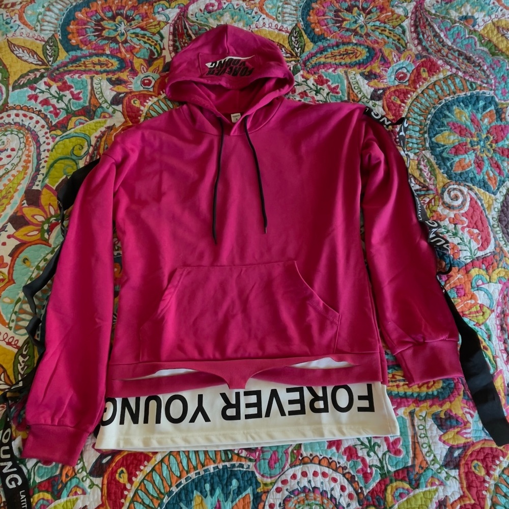 Forever Young Magenta Pink Hoodie size Small